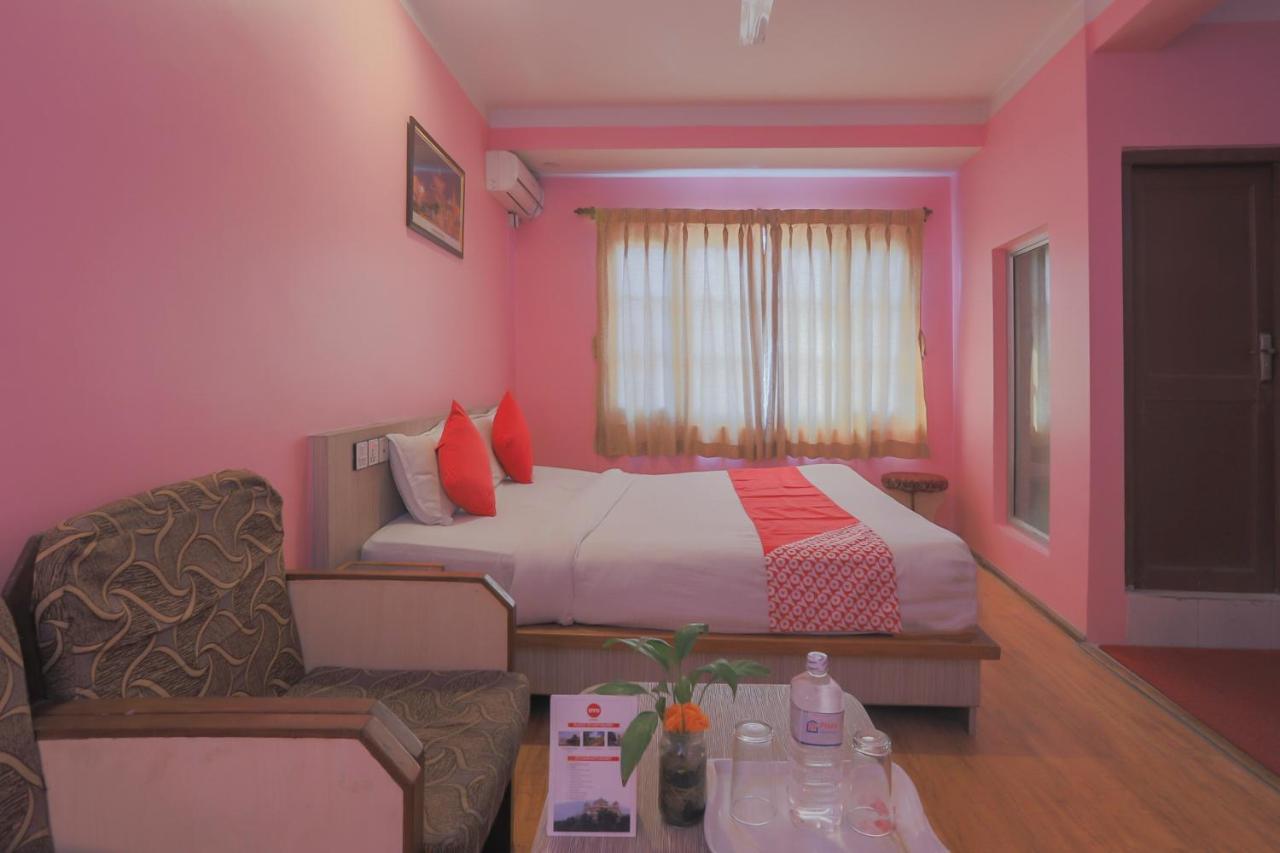 Oyo 789 Hotel Shivam Plaza Katmandou Extérieur photo