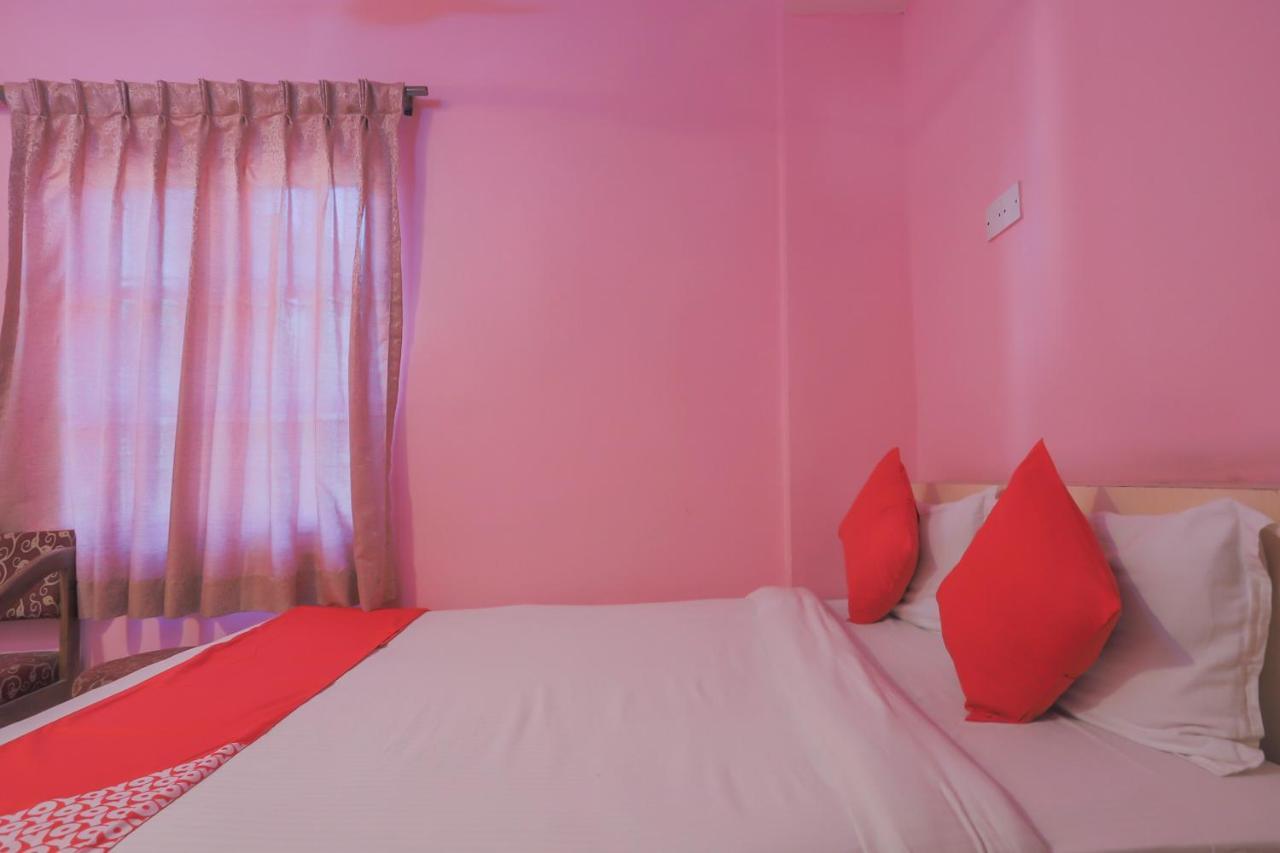 Oyo 789 Hotel Shivam Plaza Katmandou Extérieur photo