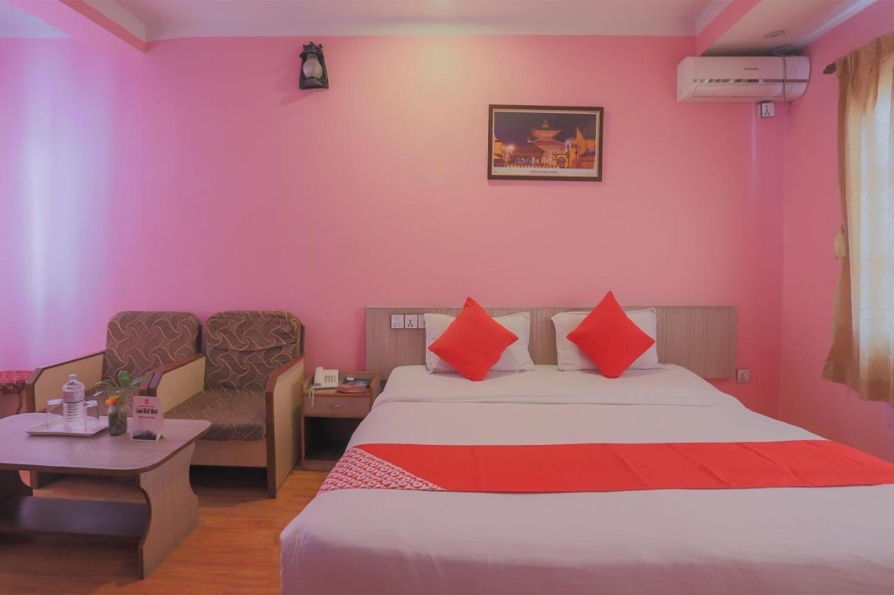 Oyo 789 Hotel Shivam Plaza Katmandou Extérieur photo