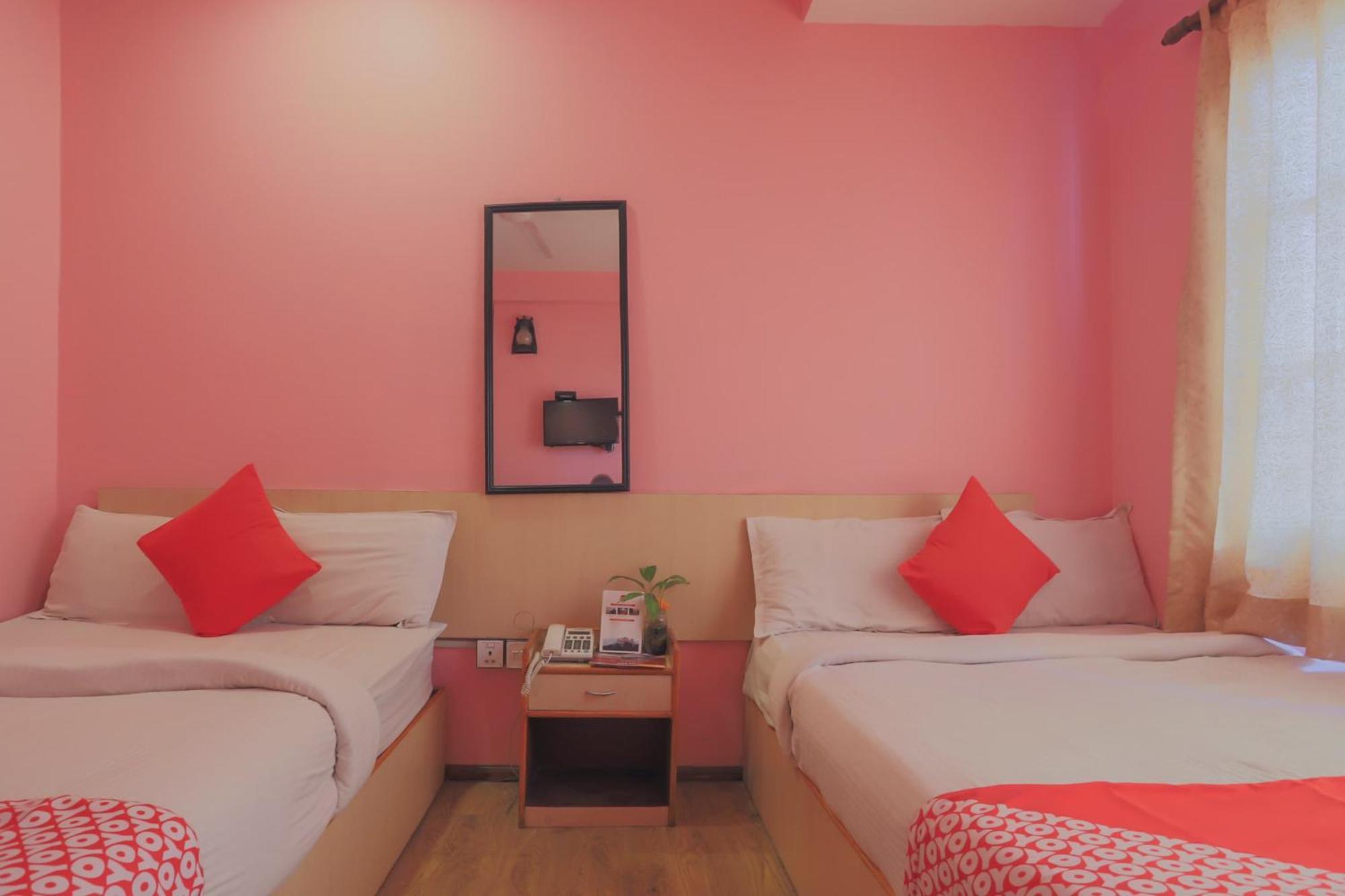 Oyo 789 Hotel Shivam Plaza Katmandou Extérieur photo